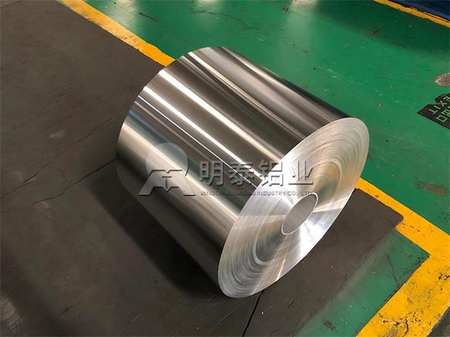 3003蜂窩箔因其優(yōu)點多，被廣發(fā)應用于各行各業(yè)